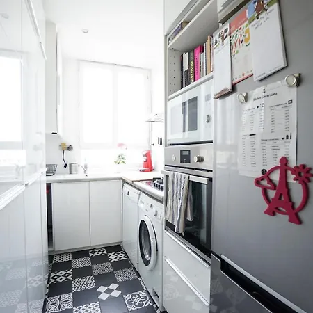 Spacious Flat With View On The Sacre Coeur Apartment *