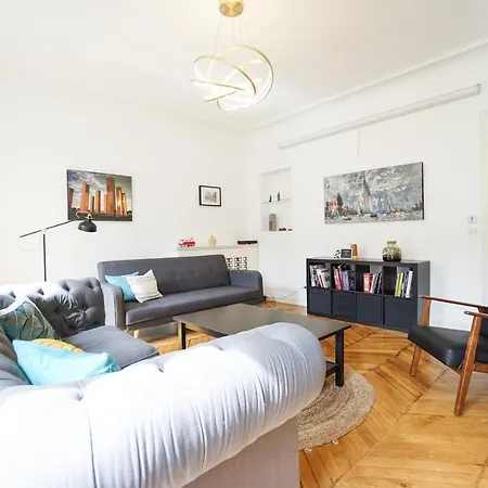 Spacious Flat With View On The Sacre Coeur Apartment *